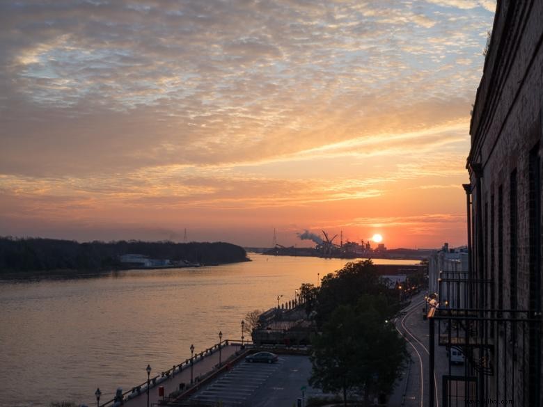 River Street Inn – Luxury Riverfront Hotel with Complimentary Chocolates