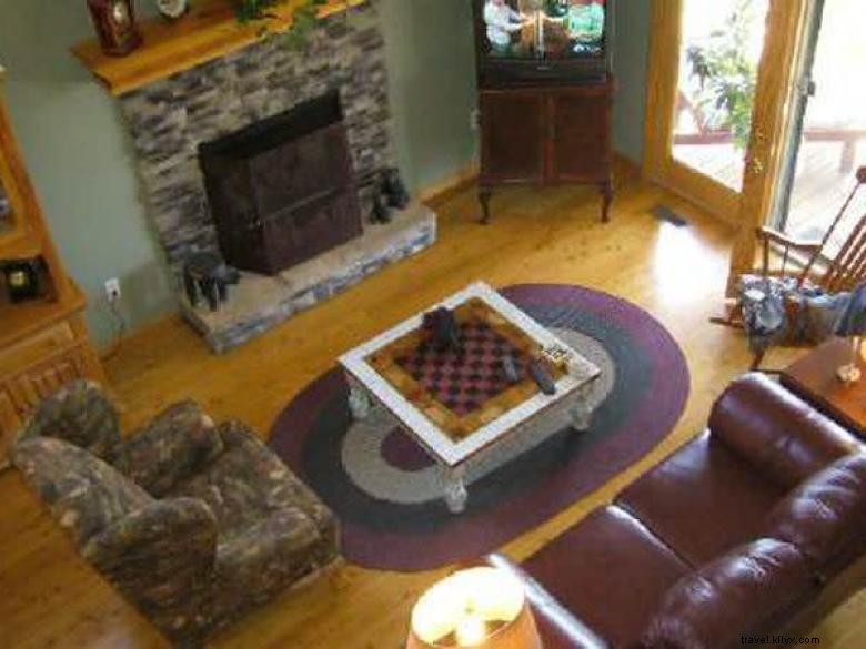 Discover Bliss at Happy Top Heaven Cabin