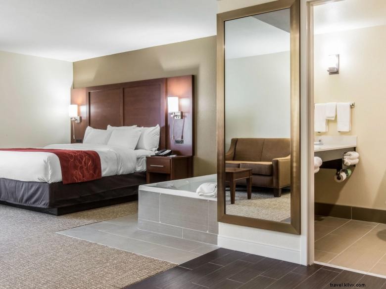 Comfort Inn & Suites West Macon – Modern Comfort & Convenient Location