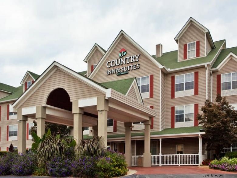 Country Inn & Suites by Radisson – Atlanta Airport North: Comfortable Stay Near the Airport