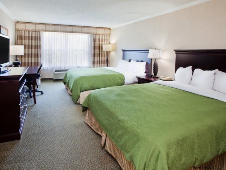 Country Inn & Suites by Radisson – Atlanta Airport North: Comfortable Stay Near the Airport