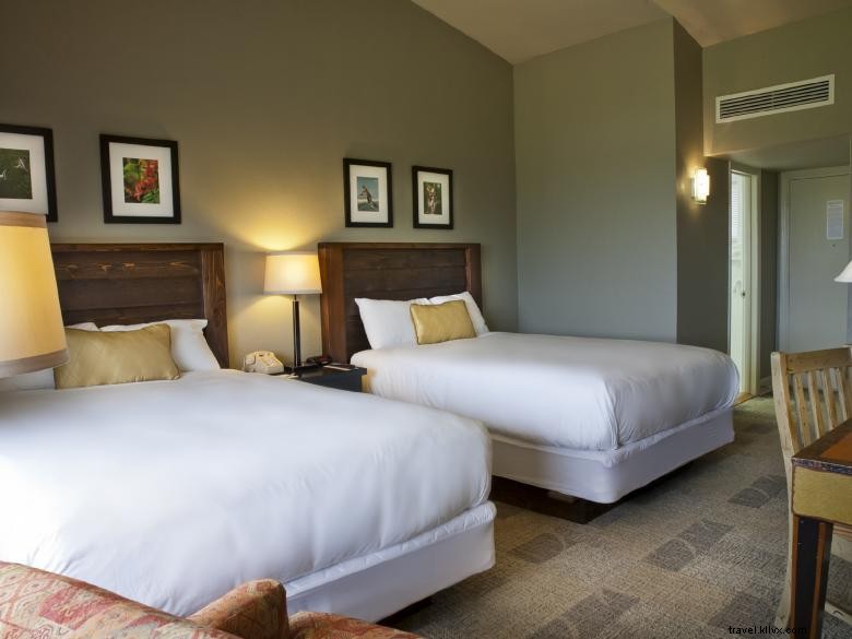 Mountain Creek Inn – Elegant Retreat in Callaway Gardens