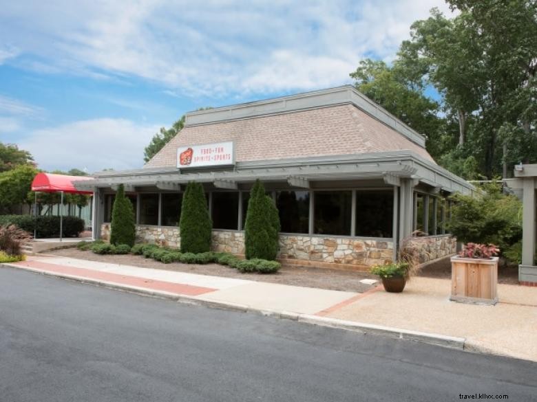 Mountain Creek Inn – Elegant Retreat in Callaway Gardens