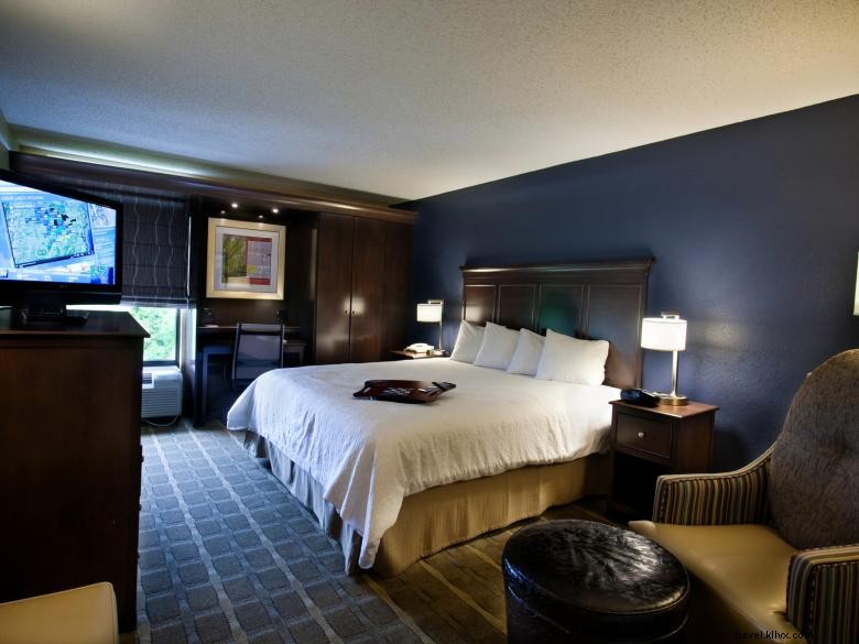 Hampton Inn Peachtree Corners – Comfort & Convenience in Norcross