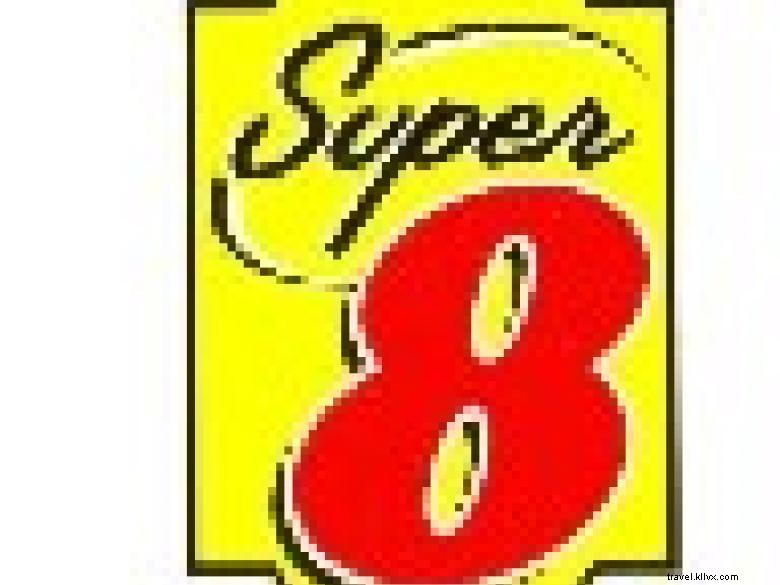 Super 8 by Wyndham – Comfort & Convenience Near Central Georgia Convention Center