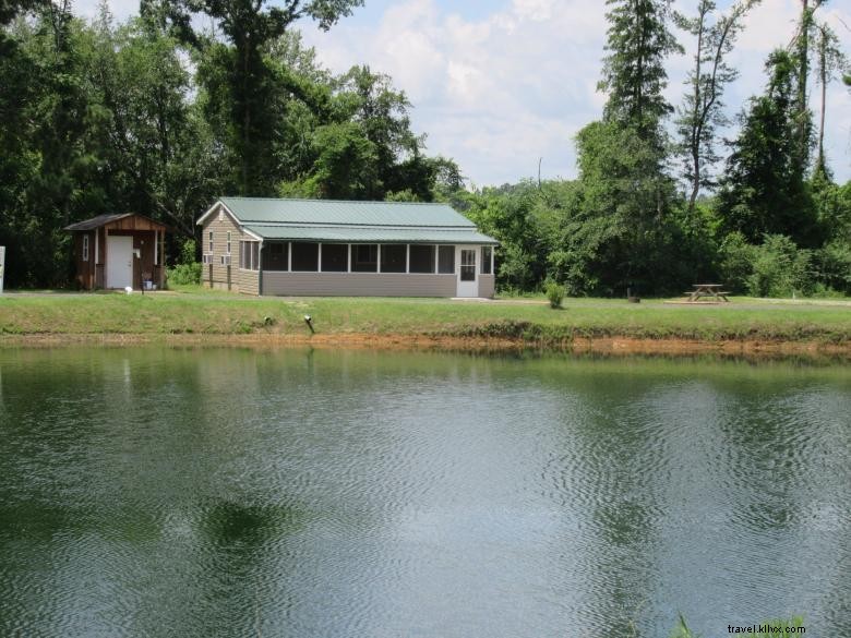 Beaver Run RV Park – Premium Family-Friendly Campground with Scenic Lakeside Views