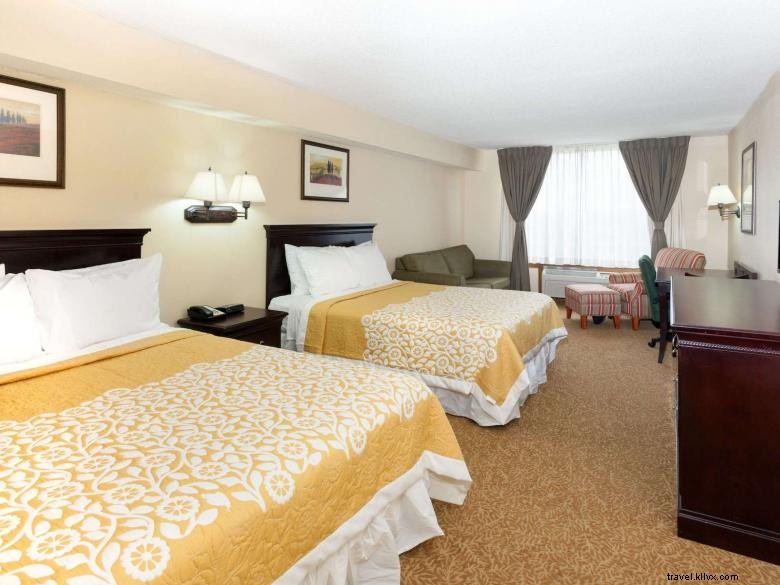 Days Inn & Suites by Wyndham – Tucker/Northlake: Modern Comfort & Friendly Service