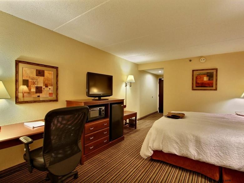Hampton Inn Waycross – Comfortable & Convenient Stays