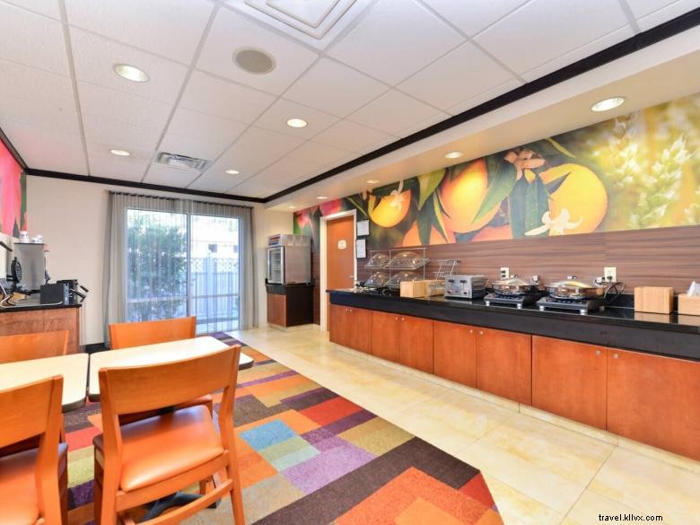Fairfield Inn & Suites Kingsland – Comfortable Stay & Modern Amenities