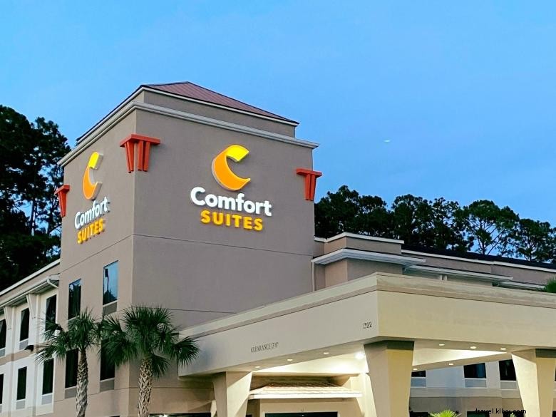Comfort Suites at Kings Bay Naval Base – Comfortable & Convenient Stay