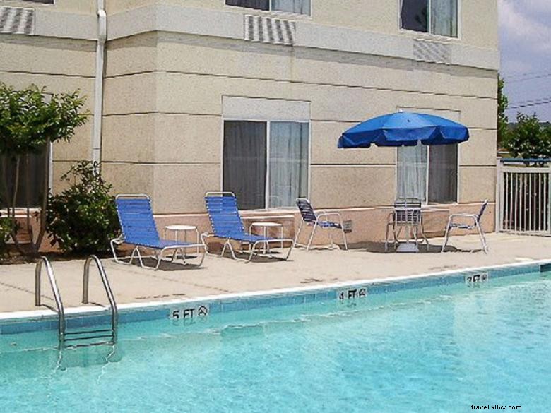 Fairfield Inn Macon West: Historic Comfort & Modern Style in the Heartland