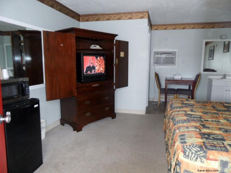 Skyland Motel – Relaxing Stay with Modern Amenities