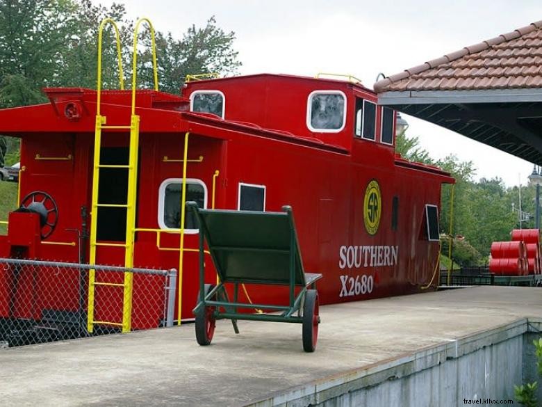 Skyland Motel – Relaxing Stay with Modern Amenities