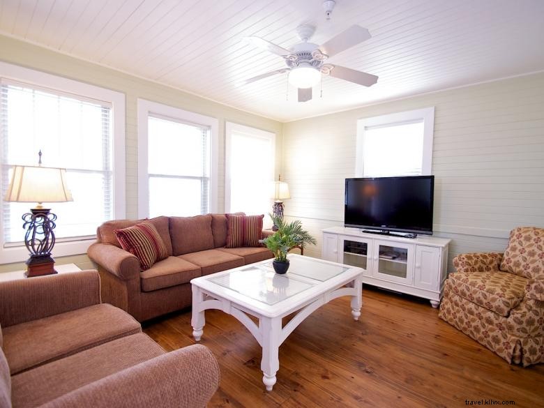 DeSoto Beach Terraces – Luxury Coastal Living with Private View