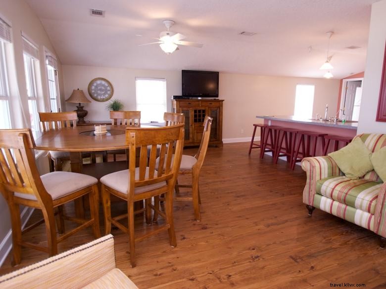 DeSoto Beach Terraces – Luxury Coastal Living with Private View