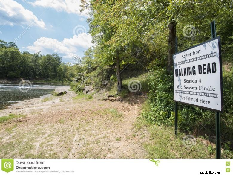 Explore Sprewell Bluff Park: Scenic Views & Family Fun