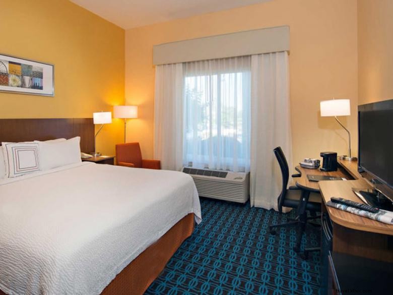 Fairfield Inn & Suites Tifton – Comfortable Comfort & Modern Amenities