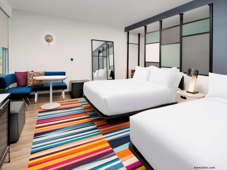 Aloft at the Battery, Atlanta – Modern Boutique Hotel with Rooftop Views