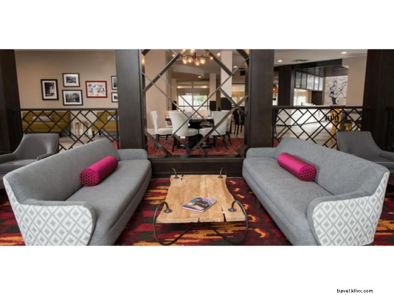 Hotel Indigo Atlanta-Vinings – Boutique Luxury Near Downtown