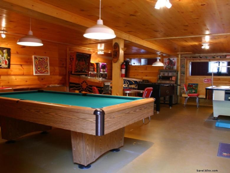 Farm Creek Cabins by 2s Company: Rustic Comfort & Scenic Views