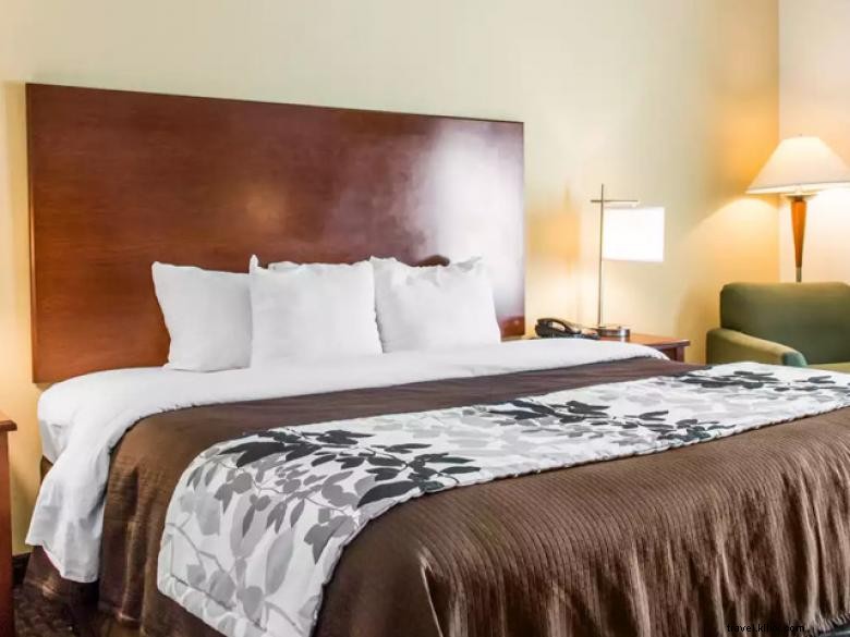 Sleep Inn & Suites Pooler – Your Cozy Coastal Escape