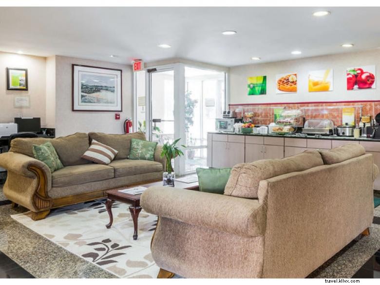 Quality Inn Northlake – Comfortable & Convenient Accommodation