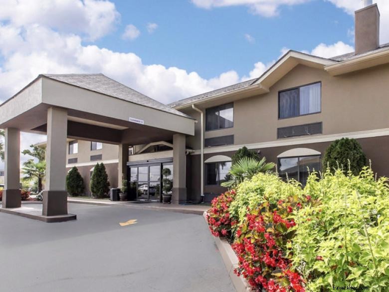 Comfort Inn & Suites at Robins Air Force Base – Comfortable Stay for Military & Guests