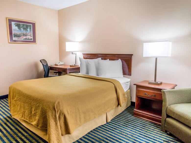 Experience Comfort & Convenience at Quality Inn Savannah I-95 – Minutes from Historic Downtown
