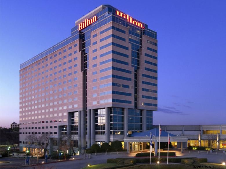 Hilton Atlanta Airport: Comfortable Stay with Convenient Airport Access