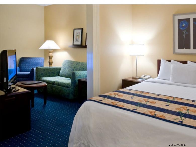 SpringHill Suites Savannah Midtown – Comfort & Convenience in Historic Savannah