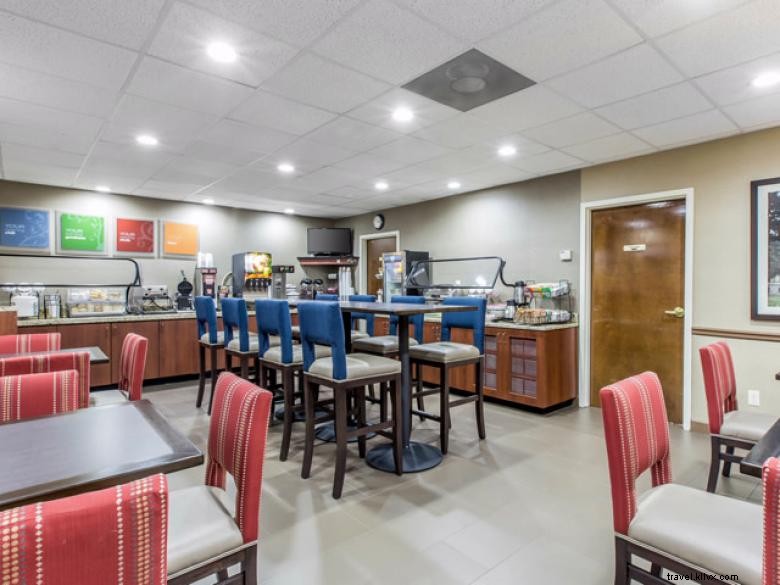Comfort Inn & Suites Peachtree Corners – Modern Comfort in the Heart of Peachtree Corners