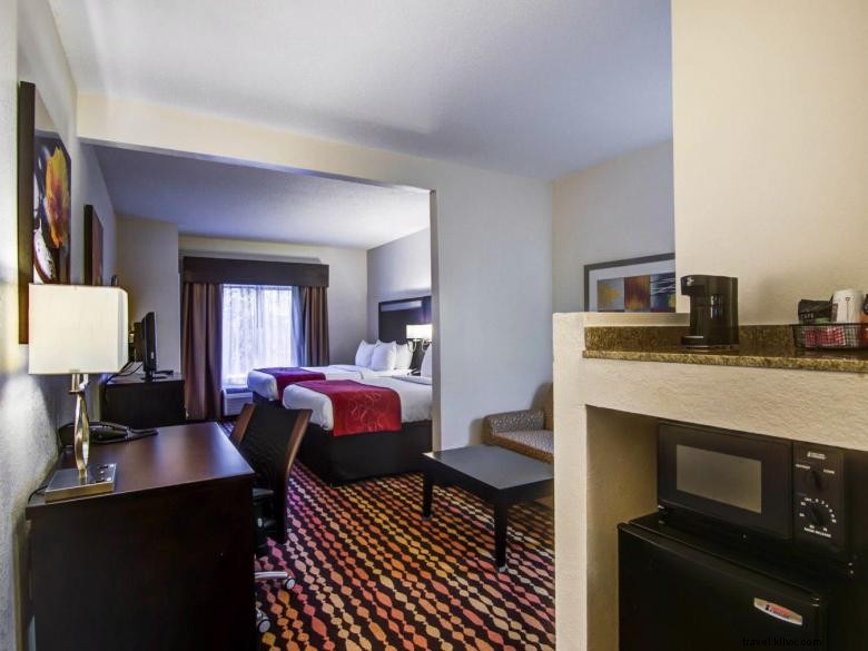 Comfort Suites – Premium Stay Near Gwinnett Medical Center