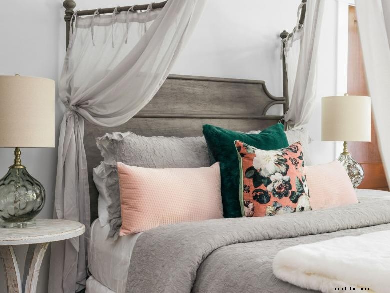 Ellijay River House: Riverside Bed & Breakfast