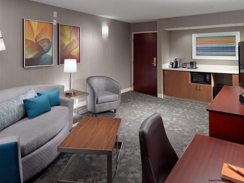 Courtyard by Marriott Atlanta Alpharetta – Luxury Comfort & Convenience