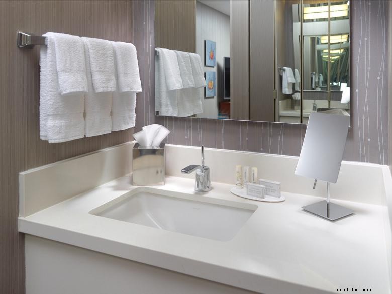 Courtyard by Marriott Atlanta Alpharetta – Luxury Comfort & Convenience