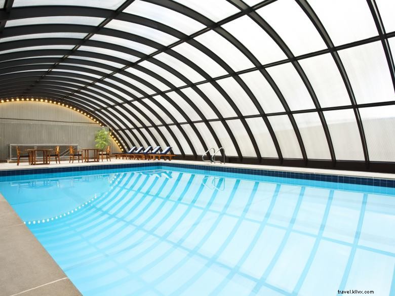 Westin Peachtree Plaza Atlanta – Luxury Hotel & Conference Center