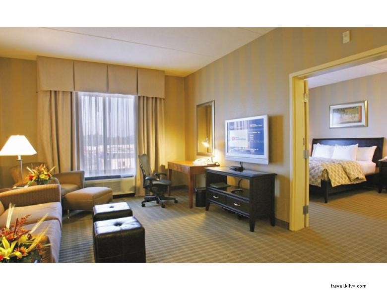 Hilton Garden Inn Atlanta South – Premium Comfort & Convenience