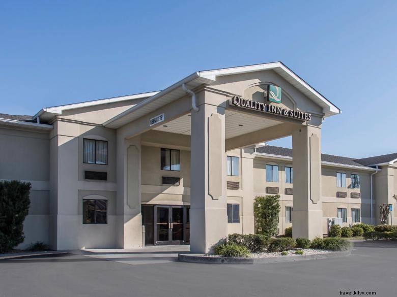 Stay at Quality Inn & Suites Savannah North – Comfort & Value in Port Wentworth