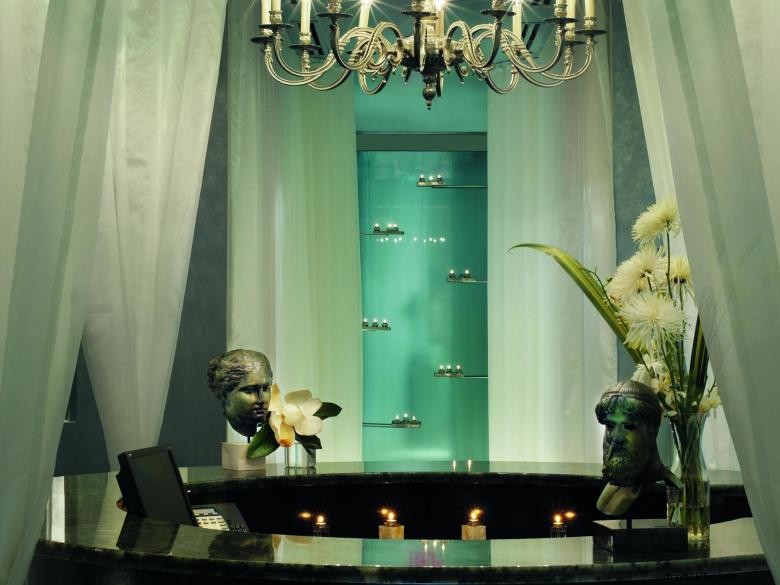 Explore the Kessler Collection Mansion on Forsyth Park