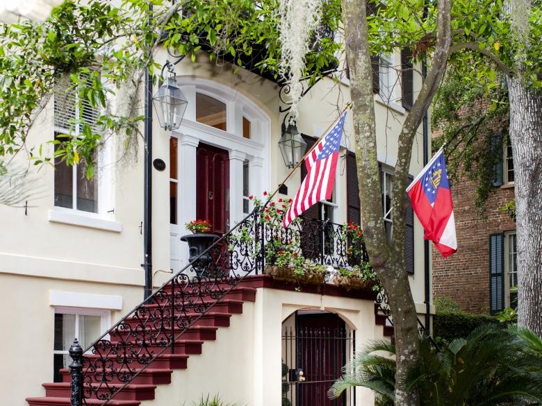 Eliza Thompson House – Historic Savannah Bed & Breakfast