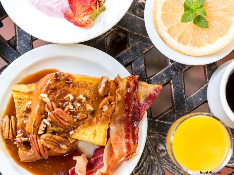 Eliza Thompson House – Historic Savannah Bed & Breakfast