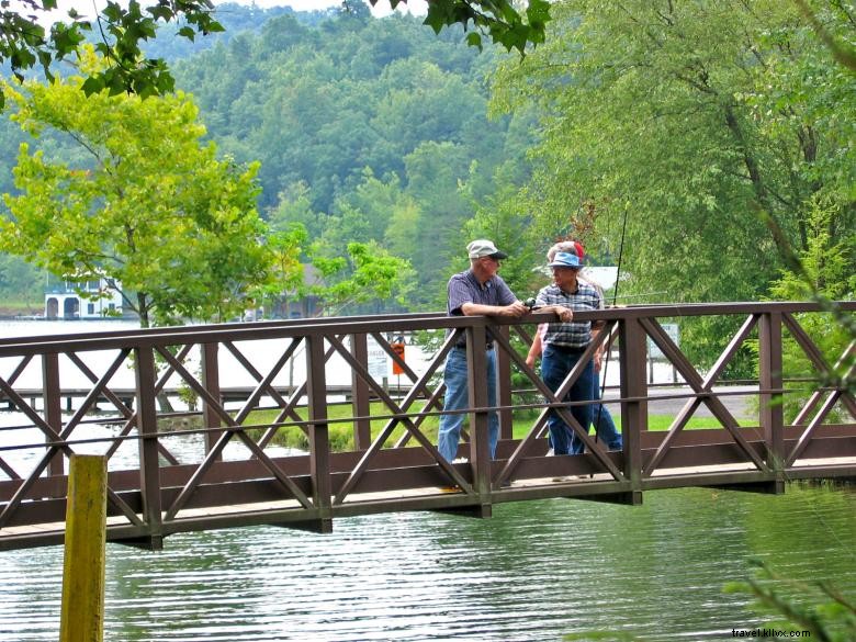 Explore Moccasin Creek State Park: Camping, Picnics & Scenic Lake Views
