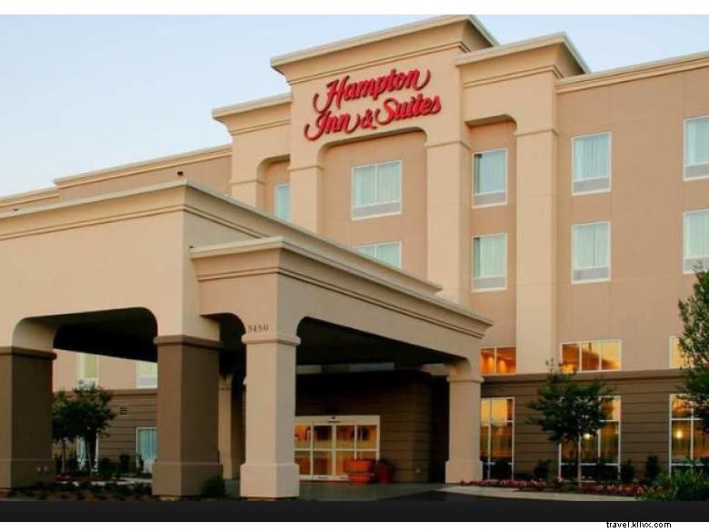Hampton Inn & Suites Atlanta Airport West – Comfortable Stay Near Camp Creek Parkway