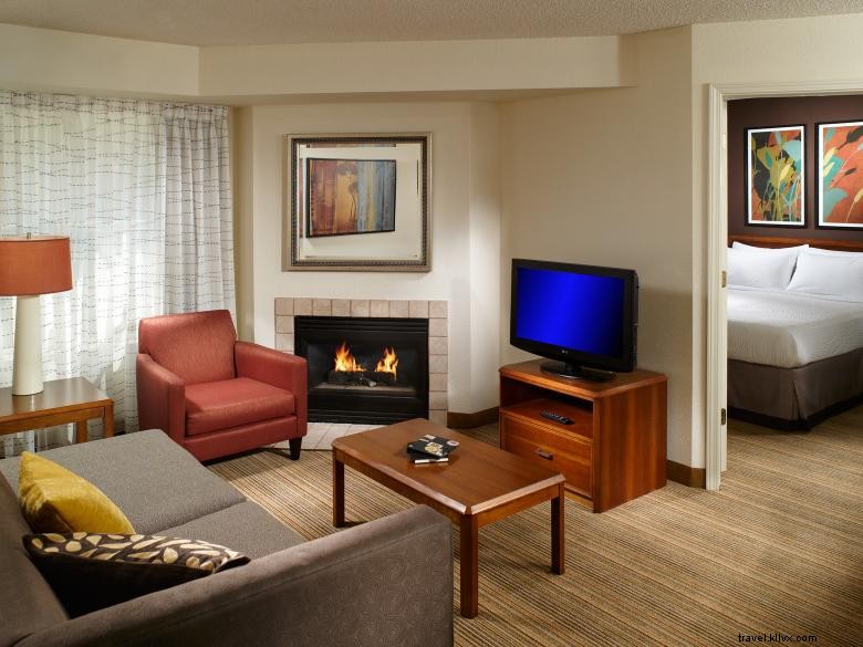 Residence Inn Atlanta Kennesaw/Town Center – Modern Suites & Full Amenities