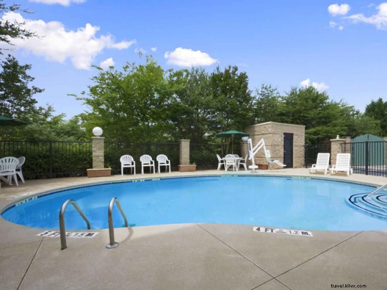 Comfortable & Convenient Stay at La Quinta Inn & Suites – Kennesaw, GA