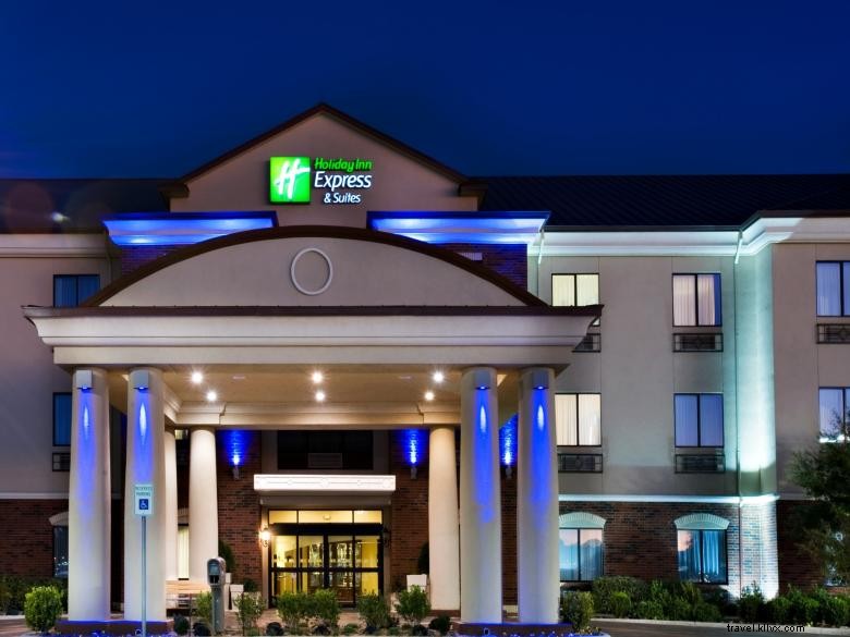 Holiday Inn Express & Suites Rome – Comfort & Convenience for Travelers