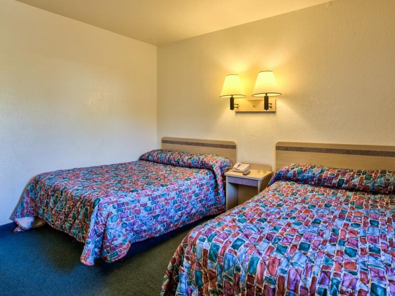 Motel 6 Valdosta – Affordable Comfort Near the University