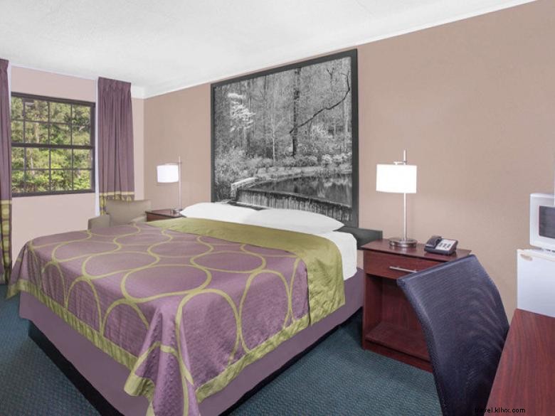 Super 8 by Wyndham – Austell, Georgia: Your Comfortable Stay in Atlanta Metro