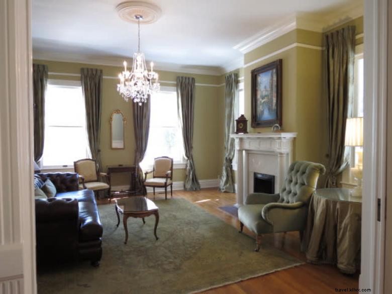 Twelve Oaks Bed & Breakfast: Historic Comfort in Covington, GA