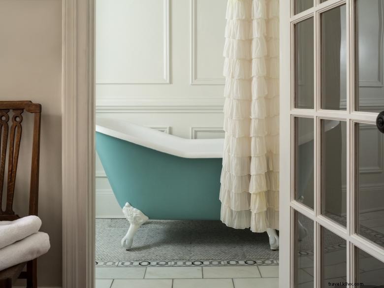 Twelve Oaks Bed & Breakfast: Historic Comfort in Covington, GA